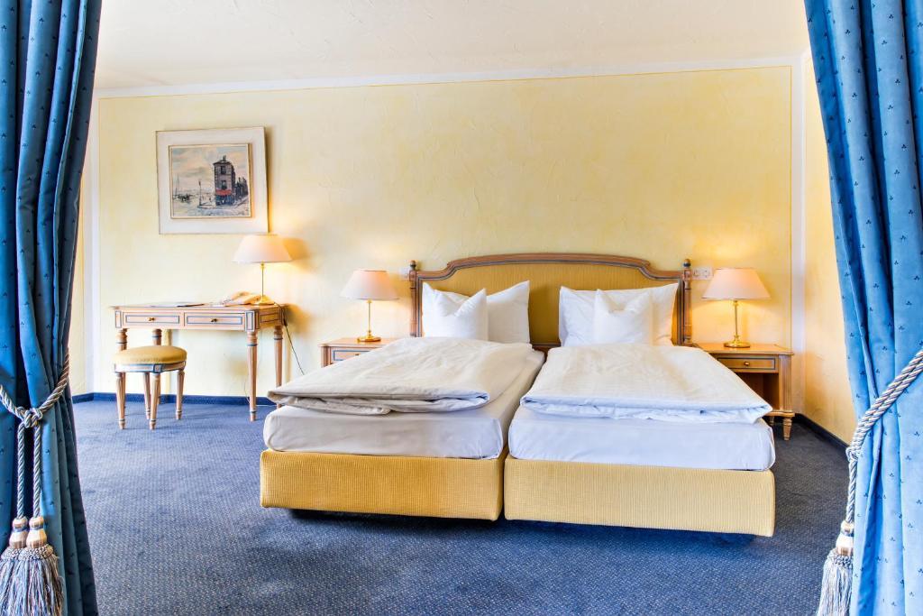 Quadratscha Alpenhotel Замедан Стая снимка