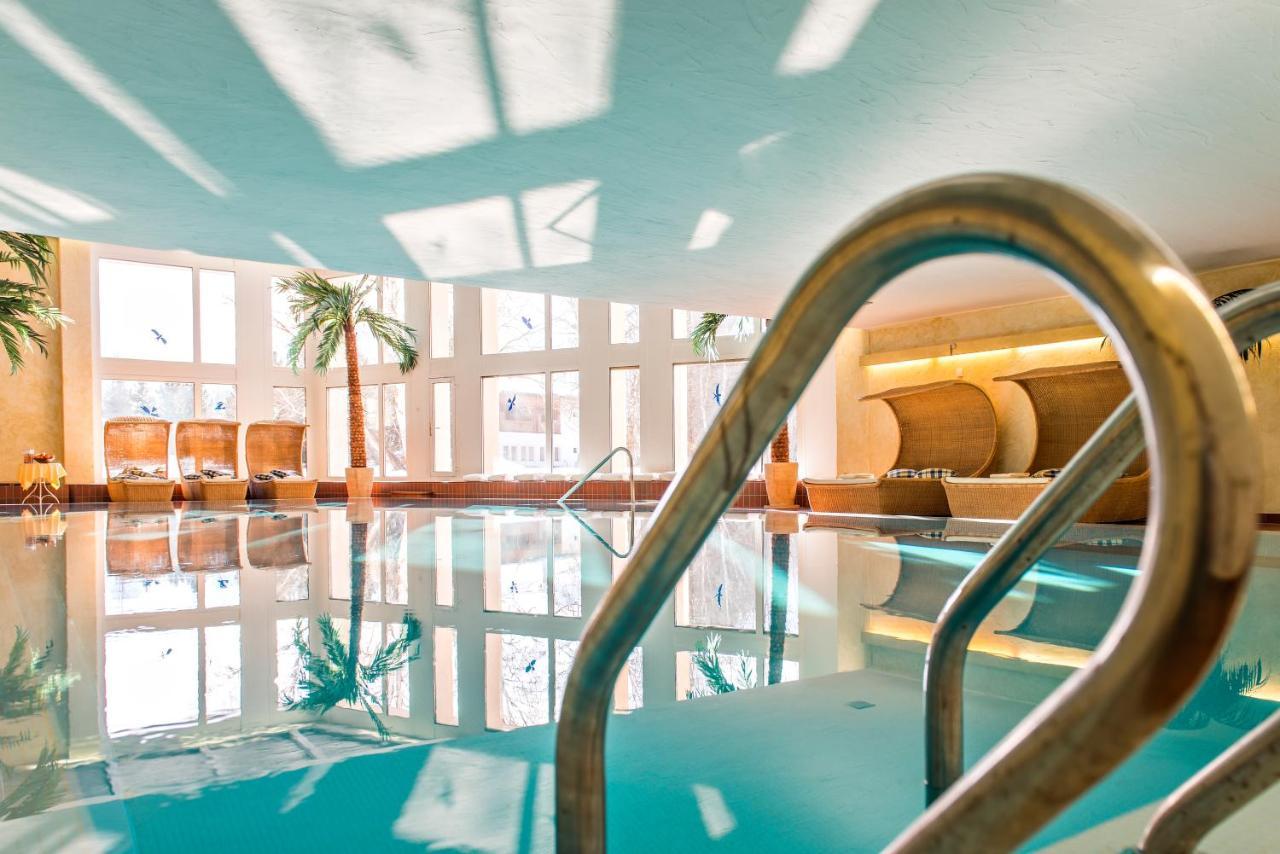 Quadratscha Alpenhotel Замедан Екстериор снимка